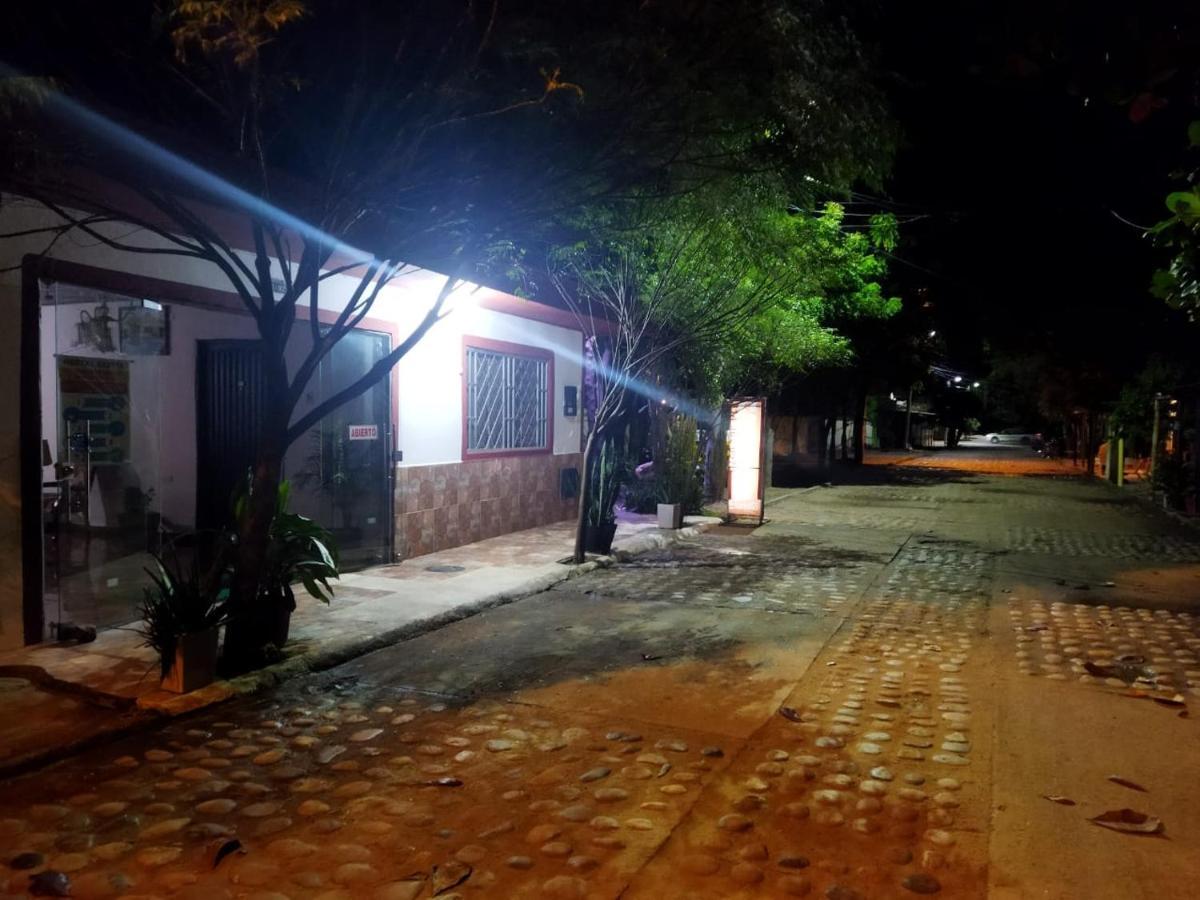 Hostal Sarita Villavieja Exterior foto